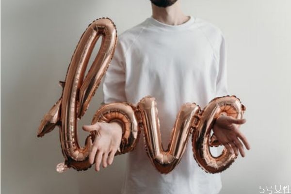 女人決心離婚為何拖著 怎么能讓老婆回心轉(zhuǎn)意 女人決心離婚為何拖著 怎么能讓老婆回心轉(zhuǎn)意