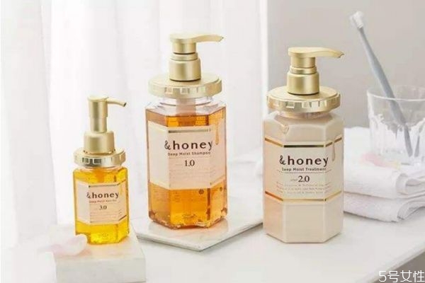 洗發(fā)乳能當(dāng)洗發(fā)水用嗎 洗發(fā)水過(guò)了保質(zhì)期還能用嗎 洗發(fā)乳能當(dāng)洗發(fā)水用嗎 洗發(fā)水過(guò)了保質(zhì)期還能用嗎