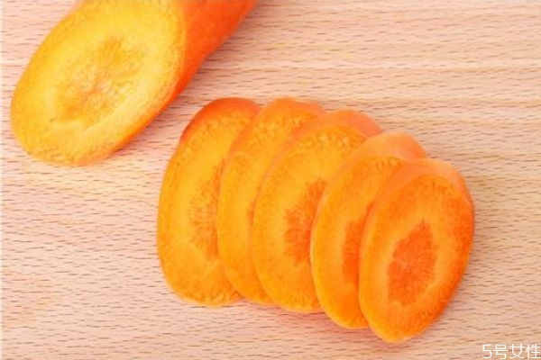 胡蘿卜搭配什么好 胡蘿卜的食用禁忌 胡蘿卜搭配什么好 胡蘿卜的食用禁忌