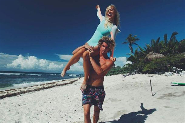 已婚女人主動加男人微信是不是喜歡 已婚女人加男人微信說明什么 已婚女人主動加男人微信是不是喜歡 已婚女人加男人微信說明什么