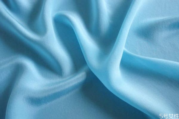 真絲面料發(fā)白的原因 真絲面料發(fā)白是為什么 真絲面料發(fā)白的原因 真絲面料發(fā)白是為什么