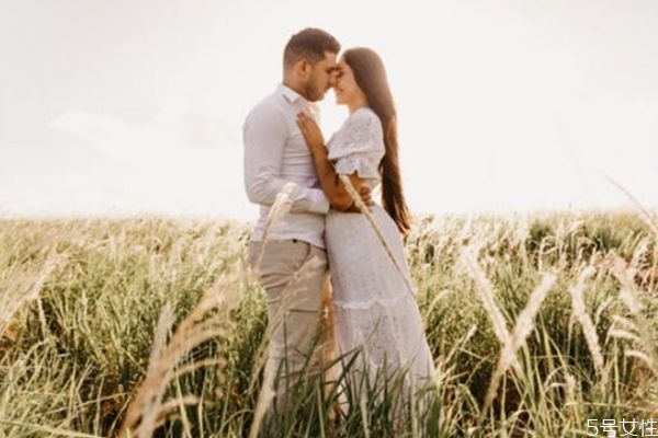 對付出軌女人最好方法 老婆出軌怎么辦 對付出軌女人最好方法 老婆出軌怎么辦