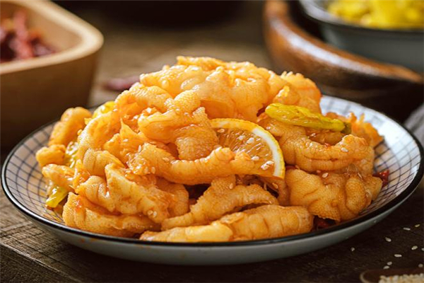 檸檬雞爪的熱量 檸檬雞爪吃了會(huì)胖嗎 檸檬雞爪的熱量 檸檬雞爪吃了會(huì)胖嗎