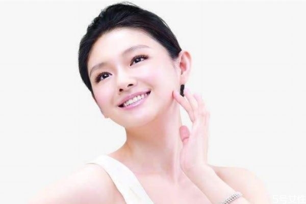 左邊臉上為什么長(zhǎng)痘痘 左邊臉上長(zhǎng)痘痘是什么原因