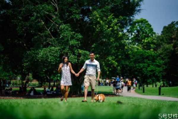 讓男朋友哭的浪漫驚喜 給男朋友制造驚喜大全 讓男朋友哭的浪漫驚喜 給男朋友制造驚喜大全