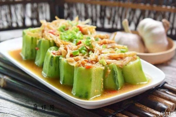 絲瓜和什么一起炒好吃 什么和絲瓜一起炒好吃 絲瓜和什么一起炒好吃 什么和絲瓜一起炒好吃