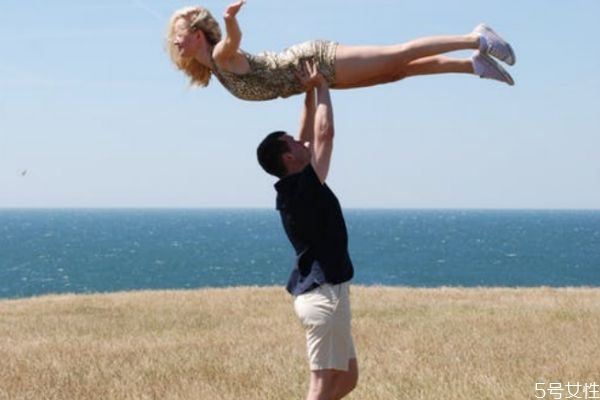 男人絕情提出分手后還會找你嗎 男友提出分手很絕情 男人絕情提出分手后還會找你嗎 男友提出分手很絕情