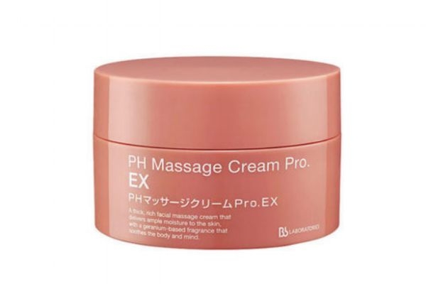 按摩膏用完后需不需要洗臉 先用按摩膏還是洗面奶 按摩膏用完后需不需要洗臉 先用按摩膏還是洗面奶