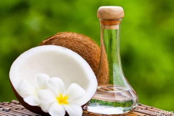 椰子油可以去妊娠紋嗎 去除妊娠紋可以用椰子油嗎 椰子油可以去妊娠紋嗎 去除妊娠紋可以用椰子油嗎