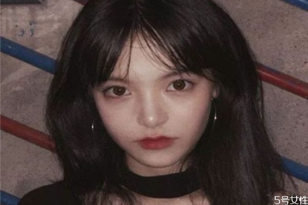 怎么挑選合適的假發(fā) 假發(fā)的價格 怎么挑選合適的假發(fā) 假發(fā)的價格