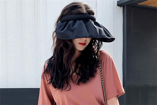 貝殼帽配什么發(fā)型好看 貝殼帽適合什么發(fā)型 貝殼帽配什么發(fā)型好看 貝殼帽適合什么發(fā)型