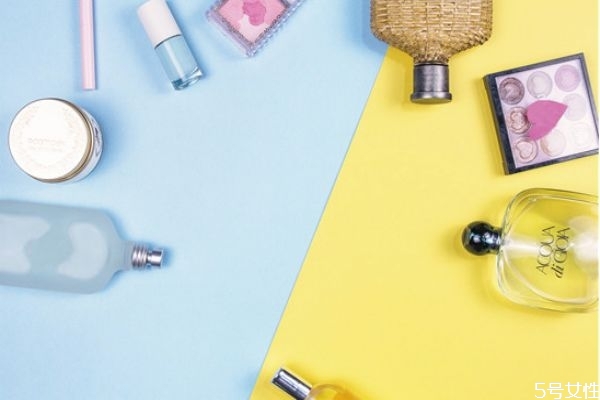 遮瑕氣墊什么時候用 氣墊化妝順序 遮瑕氣墊什么時候用 氣墊化妝順序