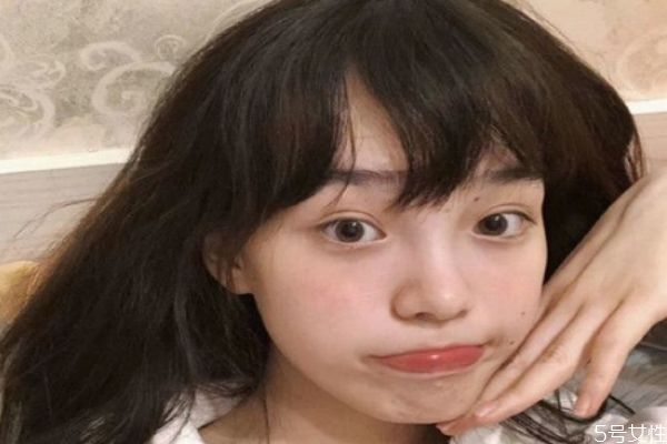 什么方法可以讓頭發(fā)看起來有光澤 怎樣能讓頭發(fā)更有光澤 什么方法可以讓頭發(fā)看起來有光澤 怎樣能讓頭發(fā)更有光澤