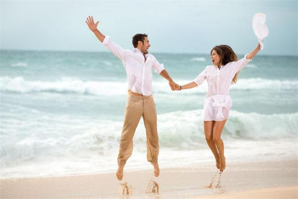 分手一個月了能復(fù)合嗎 分手一個月了還有必要和好嗎 分手一個月了能復(fù)合嗎 分手一個月了還有必要和好嗎