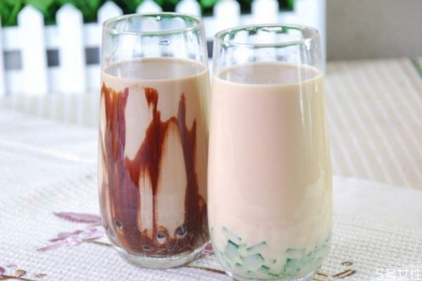 奶茶一般可以存放多長時間 奶茶存放的時間一般多久 奶茶一般可以存放多長時間 奶茶存放的時間一般多久