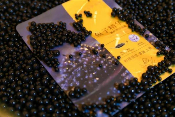 伊貝詩魚子精華面膜成分 伊貝詩魚子醬面膜敏感肌能用嗎 伊貝詩魚子精華面膜成分 伊貝詩魚子醬面膜敏感肌能用嗎