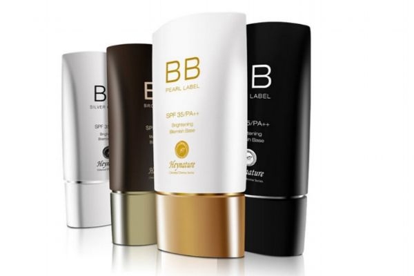 只涂bb霜出門(mén)可以嗎 可以只涂bb霜出門(mén)嗎 只涂bb霜出門(mén)可以嗎 可以只涂bb霜出門(mén)嗎