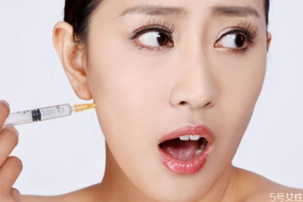 什么年齡的人適合打玻尿酸 一直打玻尿酸對面部有害嗎 什么年齡的人適合打玻尿酸 一直打玻尿酸對面部有害嗎