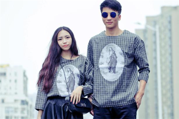 女朋友吃醋哭了怎么辦 女朋友吃醋哭了怎么哄 女朋友吃醋哭了怎么辦 女朋友吃醋哭了怎么哄