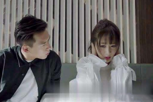 一個(gè)深愛(ài)你的男生是什么樣 男生深愛(ài)你的表現(xiàn)