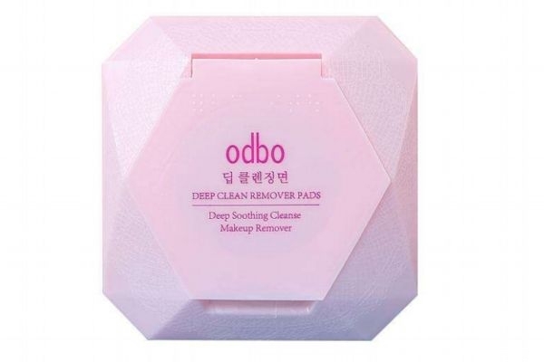 濕巾擦臉有什么好處 使用濕巾擦臉的注意事項 濕巾擦臉有什么好處 使用濕巾擦臉的注意事項