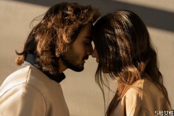 怎樣給老公制造小驚喜 送給老公的驚喜 怎樣給老公制造小驚喜 送給老公的驚喜