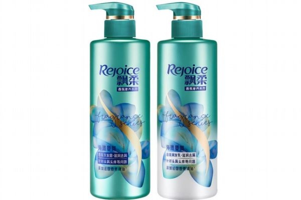 護(hù)發(fā)素涂上去多久洗掉好 護(hù)發(fā)素涂發(fā)根還是發(fā)尾 護(hù)發(fā)素涂上去多久洗掉好 護(hù)發(fā)素涂發(fā)根還是發(fā)尾