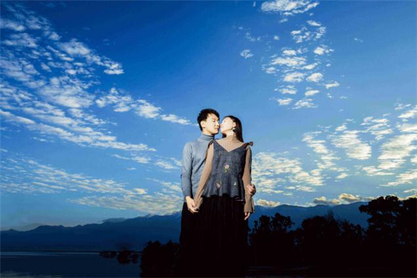 怎么判斷網戀對象是不是渣男 渣男網戀聊天的表現(xiàn)