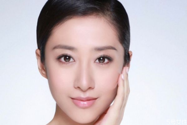 預(yù)防皺紋的有效方法有什么 怎樣可以有效預(yù)防皺紋 預(yù)防皺紋的有效方法有什么 怎樣可以有效預(yù)防皺紋