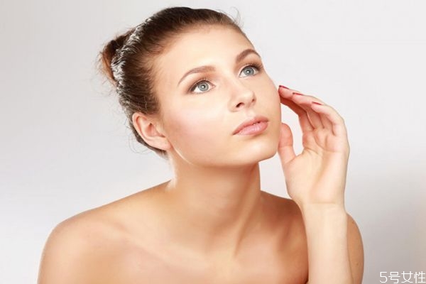 玻尿酸一般都有哪些作用 涂抹玻尿酸作用 玻尿酸一般都有哪些作用 涂抹玻尿酸作用