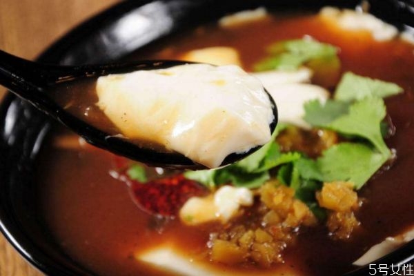 豆腐腦有點酸怎么回事 為什么豆腐腦會有酸味 豆腐腦有點酸怎么回事 為什么豆腐腦會有酸味