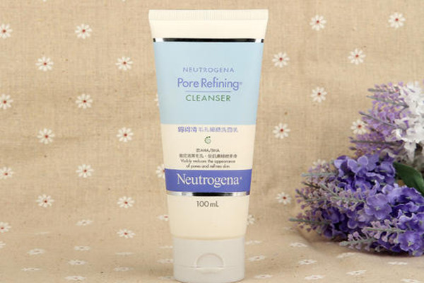 毛孔粗大用什么洗面奶 毛孔粗大適合用什么洗面奶