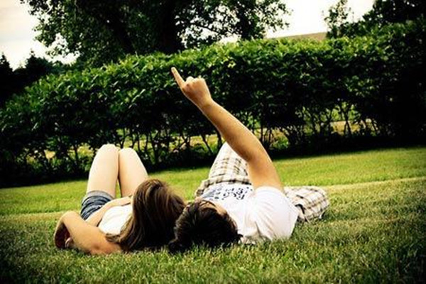 男生喜歡你的微信暗示 男生喜歡你會怎樣發(fā)微信 男生喜歡你的微信暗示 男生喜歡你會怎樣發(fā)微信