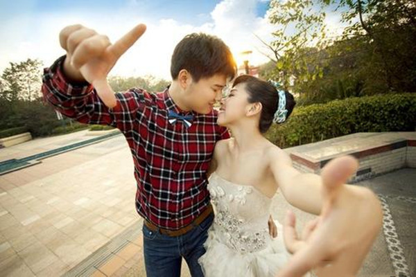 男生喜歡你的肢體動作 男生喜歡你的舉動 男生喜歡你的肢體動作 男生喜歡你的舉動