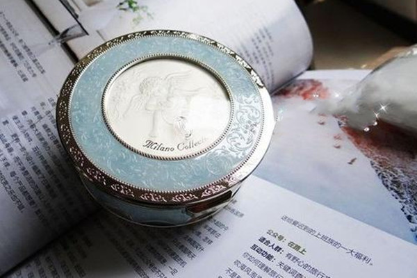 嘉娜寶天使蜜粉餅有幾個版本 嘉娜寶天使蜜粉餅貴嗎 嘉娜寶天使蜜粉餅有幾個版本 嘉娜寶天使蜜粉餅貴嗎