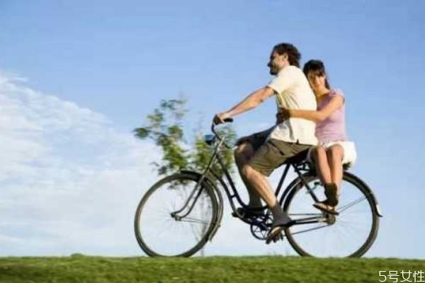 孕期老公出軌說明什么 如何對待孕期老公出軌 孕期老公出軌說明什么 如何對待孕期老公出軌