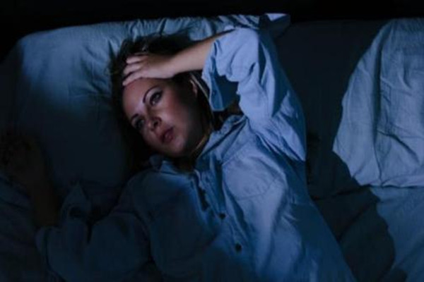 失眠穴在哪 按摩失眠穴能幫助睡眠嗎 失眠穴在哪 按摩失眠穴能幫助睡眠嗎