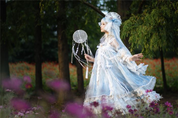 洛麗塔裙子正版多少錢 網(wǎng)上買洛麗塔怎么分山正 洛麗塔裙子正版多少錢 網(wǎng)上買洛麗塔怎么分山正