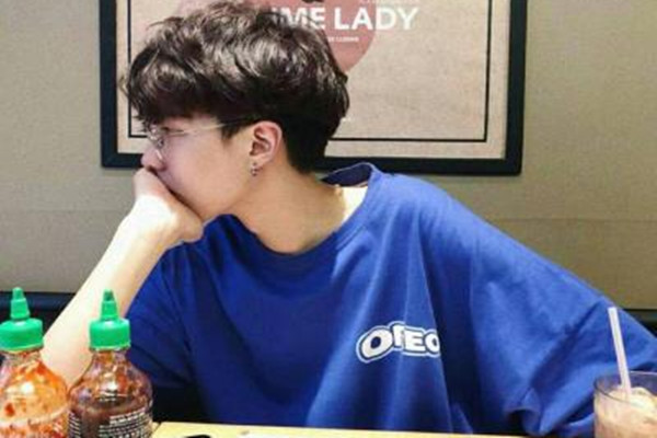 什么情況下聯(lián)系你的男生是愛你的 愛你的男生會(huì)時(shí)常聯(lián)系你嗎 什么情況下聯(lián)系你的男生是愛你的 愛你的男生會(huì)時(shí)常聯(lián)系你嗎