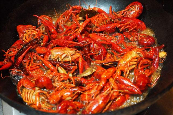 口味蝦屬于海鮮嗎 吃口味蝦會(huì)過(guò)敏嗎 口味蝦屬于海鮮嗎 吃口味蝦會(huì)過(guò)敏嗎