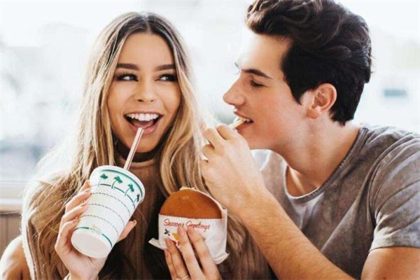 辦公室戀情怎么拒絕 拒絕辦公室戀情的方法