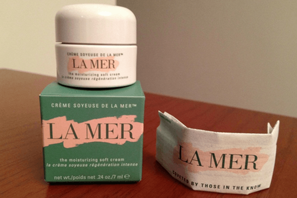 海藍(lán)之謎面霜的功效 海藍(lán)之謎面霜的使用方法 海藍(lán)之謎面霜的功效 海藍(lán)之謎面霜的使用方法