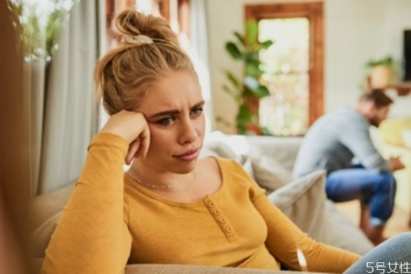 如果老公不理你怎么辦 老公不理你代表什么 如果老公不理你怎么辦 老公不理你代表什么