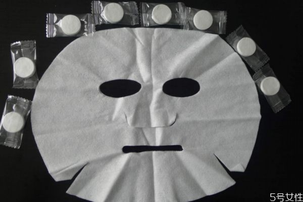 壓縮面膜泡水膜好還是化妝棉濕敷好 壓縮面膜的功效 壓縮面膜泡水膜好還是化妝棉濕敷好 壓縮面膜的功效