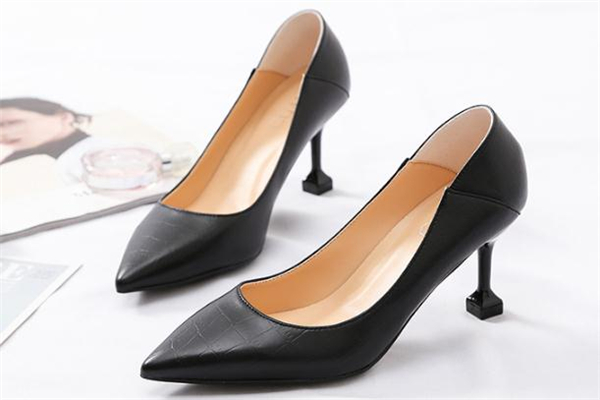 古愛莉女鞋怎么樣 古愛莉女鞋好穿嗎 古愛莉女鞋怎么樣 古愛莉女鞋好穿嗎