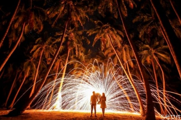 和老公冷戰(zhàn)后如何化解 聰明女人化解冷戰(zhàn) 和老公冷戰(zhàn)后如何化解 聰明女人化解冷戰(zhàn)