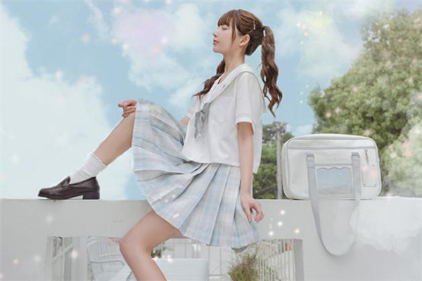 jk制服裙正反面怎么區(qū)分 jk裙的扣子是系在哪個(gè)方向 jk制服裙正反面怎么區(qū)分 jk裙的扣子是系在哪個(gè)方向