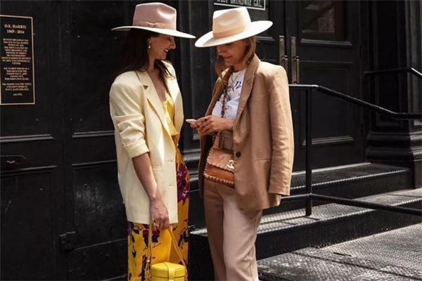 h型身材適合穿什么樣的衣服 h型身材適合穿什么樣的褲子 h型身材適合穿什么樣的衣服 h型身材適合穿什么樣的褲子