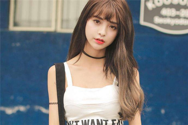 草莓型身材適合穿圓領(lǐng)衣服嗎 草莓型身材適合穿背心嗎 草莓型身材適合穿圓領(lǐng)衣服嗎 草莓型身材適合穿背心嗎