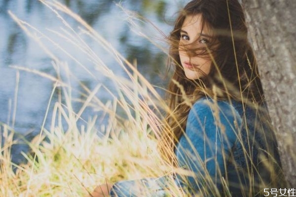 初戀分手后怎么挽回愛情 分手后復(fù)合的方法 初戀分手后怎么挽回愛情 分手后復(fù)合的方法